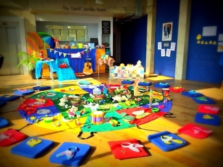 Colourful set for Easter singalong